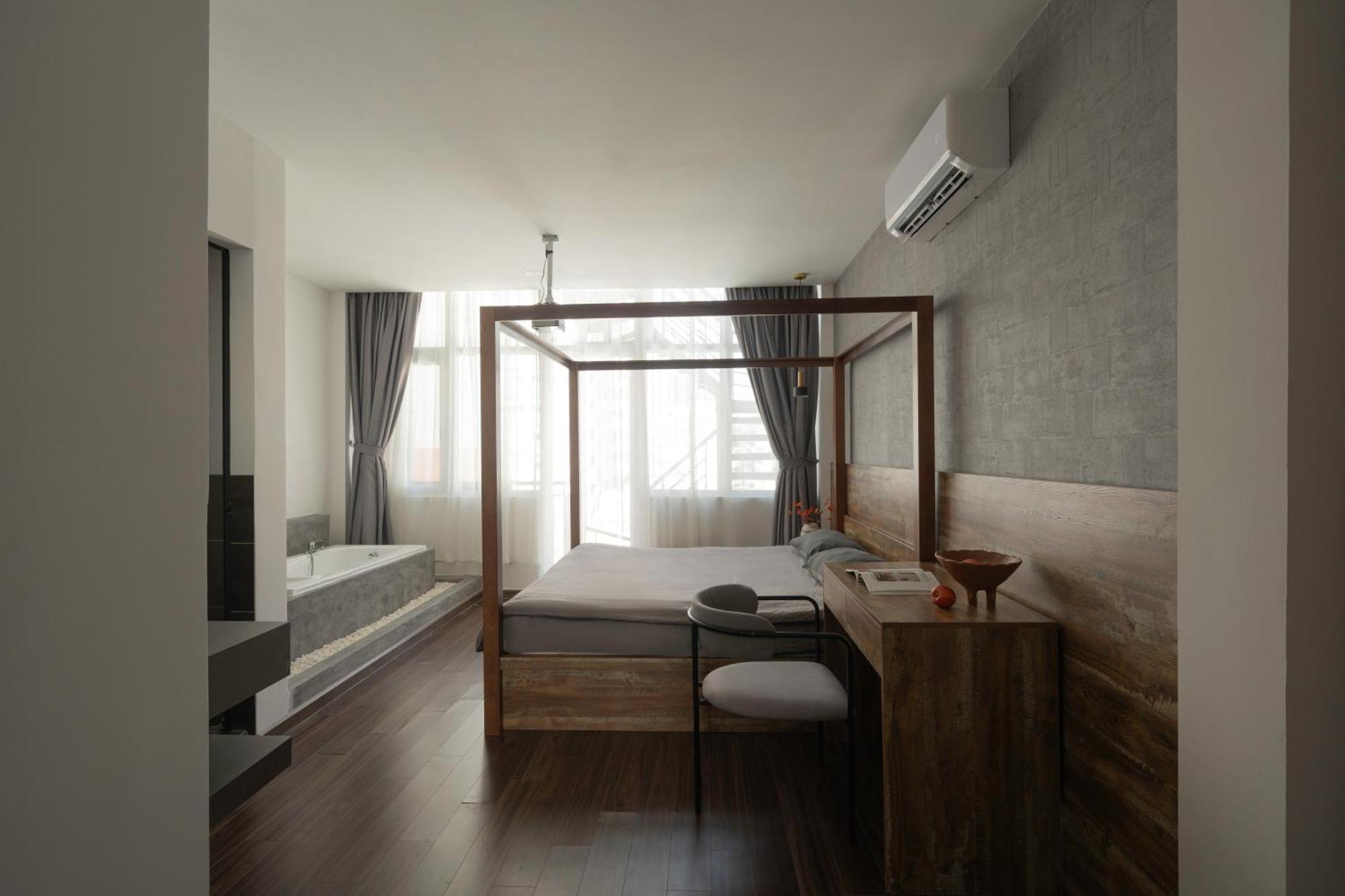 Khách sạn Zeus Living - Harmony Hideout TP. Hồ Chí Minh