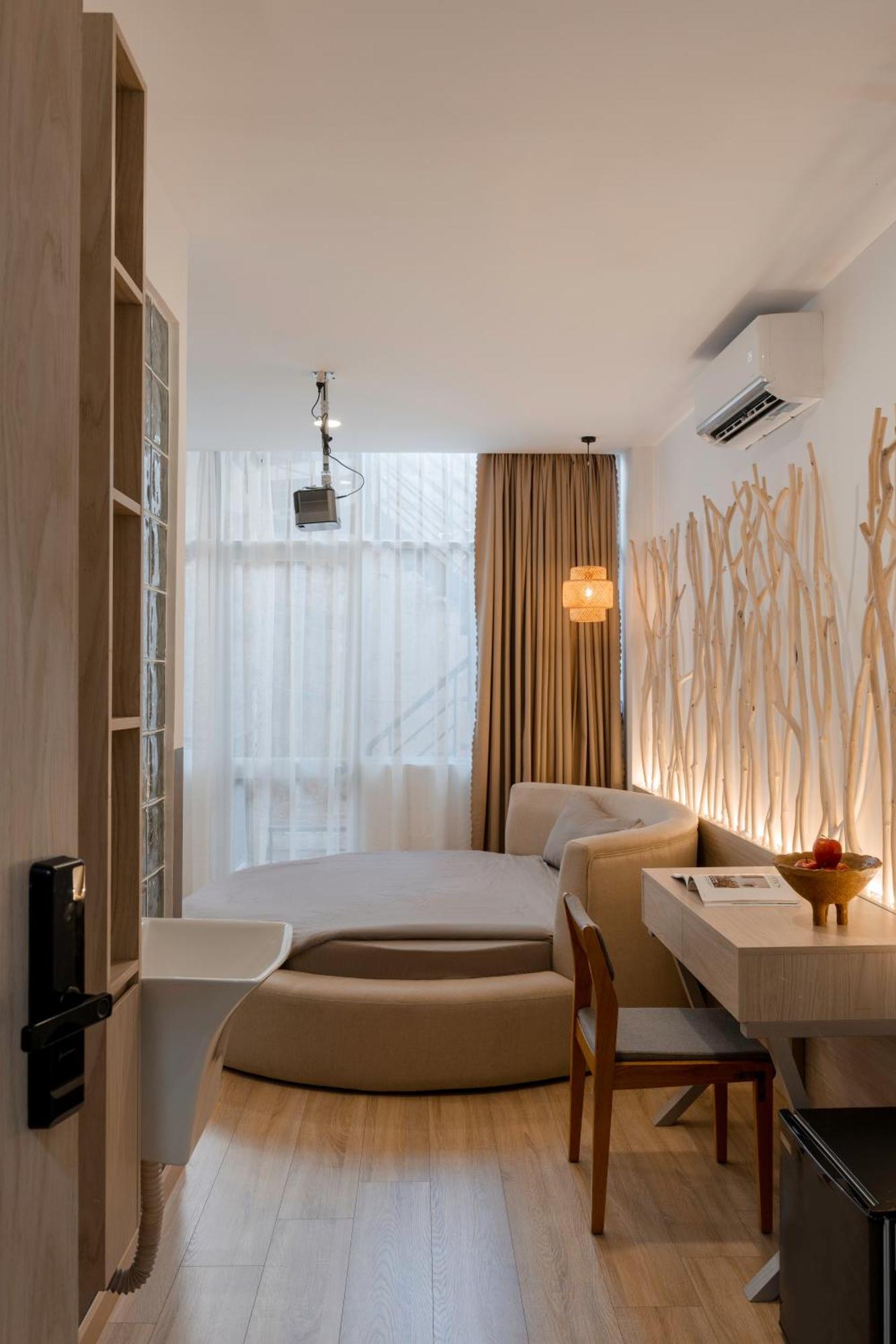 Zeus Living - Harmony Hideout * TP. Hồ Chí Minh
